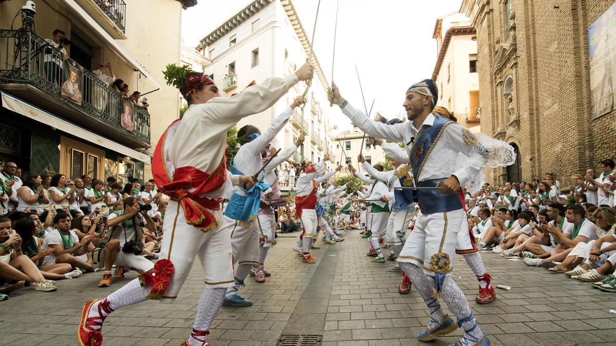 Los danzantes de Huesca, el año pasado en el día de San Lorenzo.