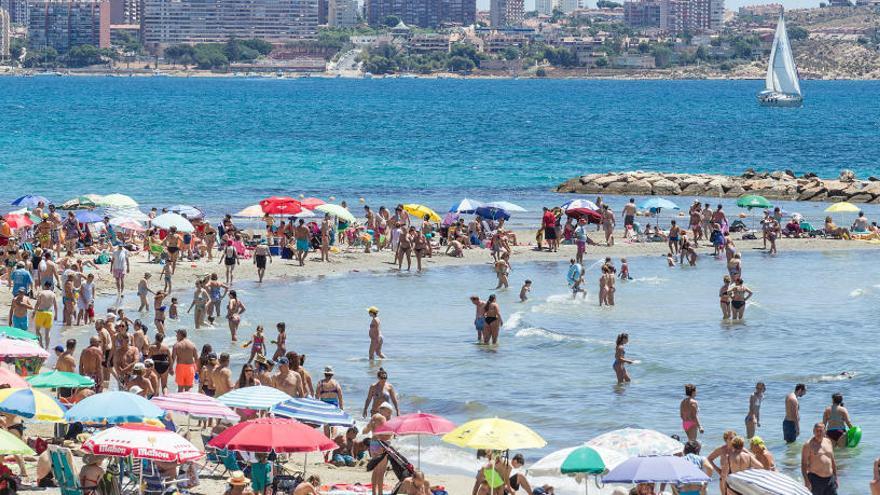 Turismo prevé una ocupación hotelera del 80% con puntas del 100% en Benidorm