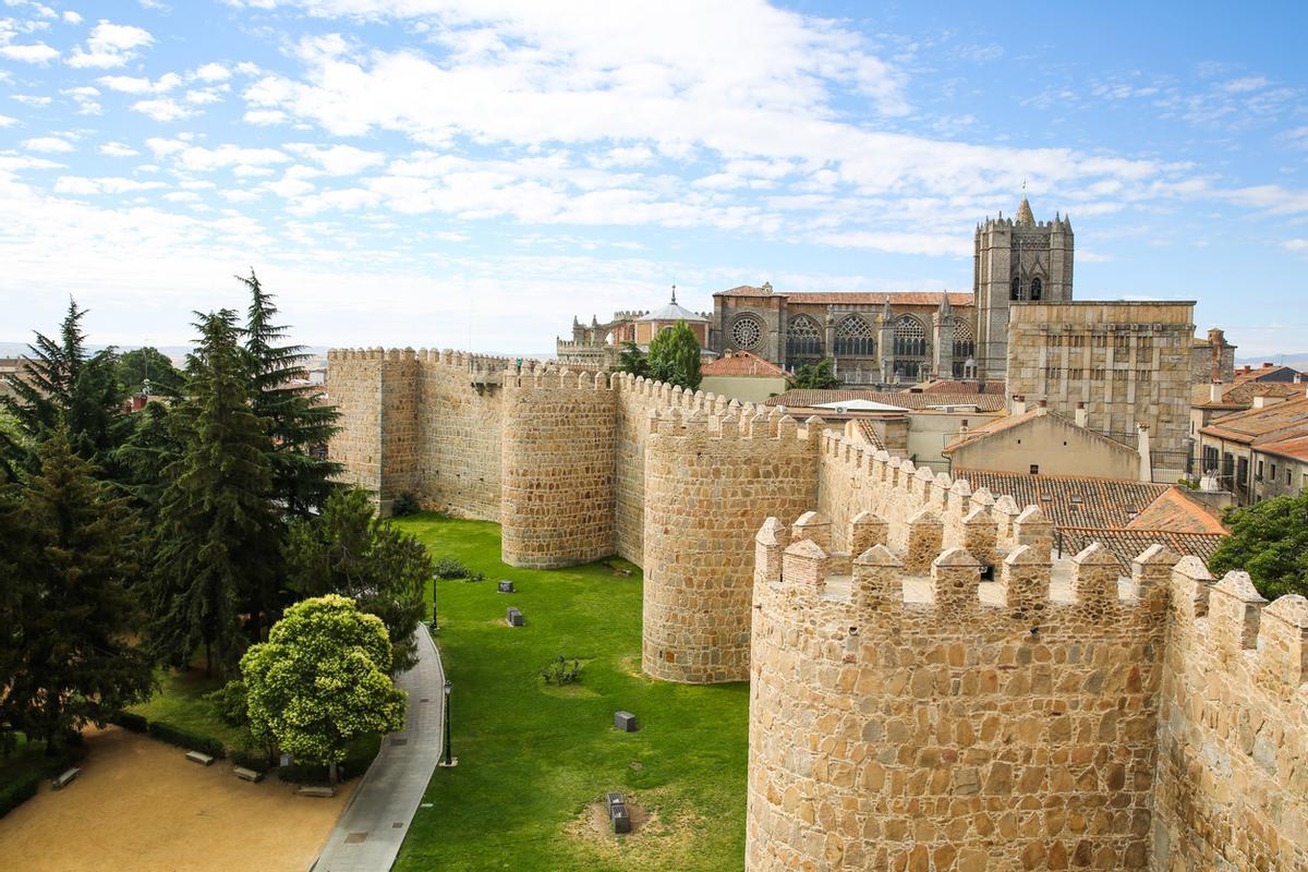 Murallas de la ciudad de Ávila.