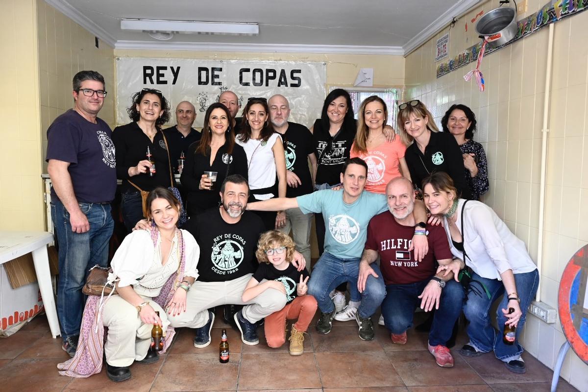 Búscate en la galería de fotos de las collas (II)