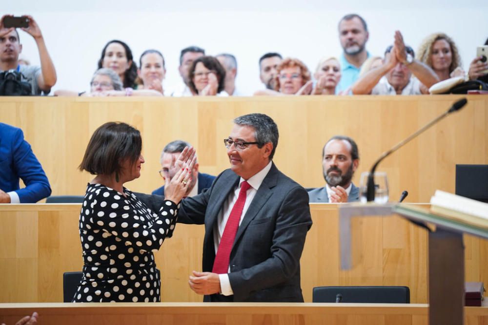 El candidato propuesto por el Partido Popular, Francis Salado, ha sido elegido este miércoles como presidente de la Diputación de Málaga en el transcurso del pleno de investidura.