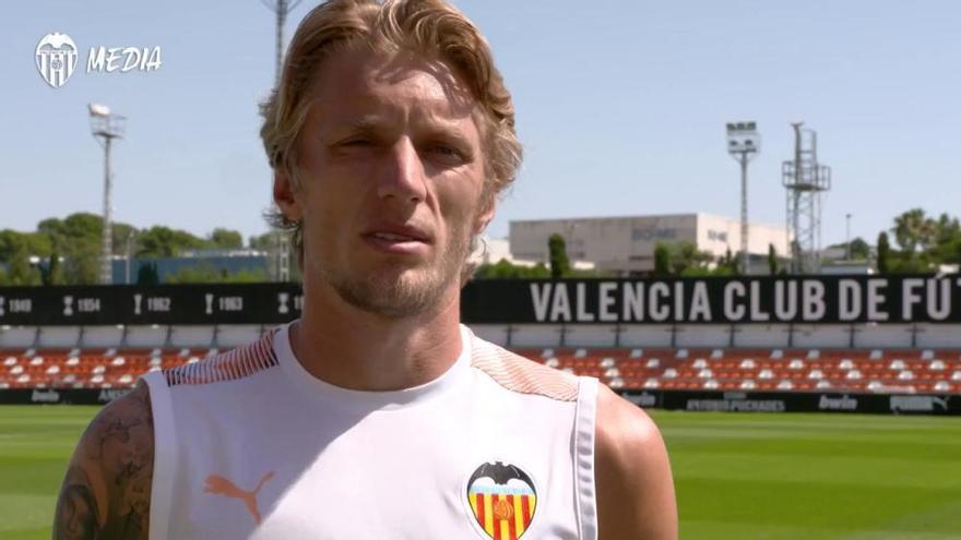 VÍDEO: Wass da la cara en la crisis del Valencia CF