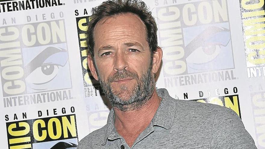 Luke Perry sufre un derrame cerebral