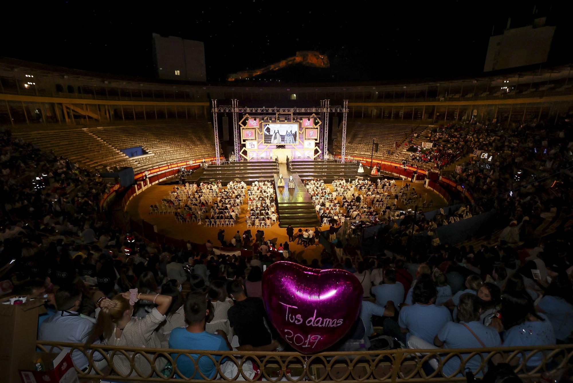 Las mejores imágenes de la gala de las candidatas a Bellea del Foc 2021