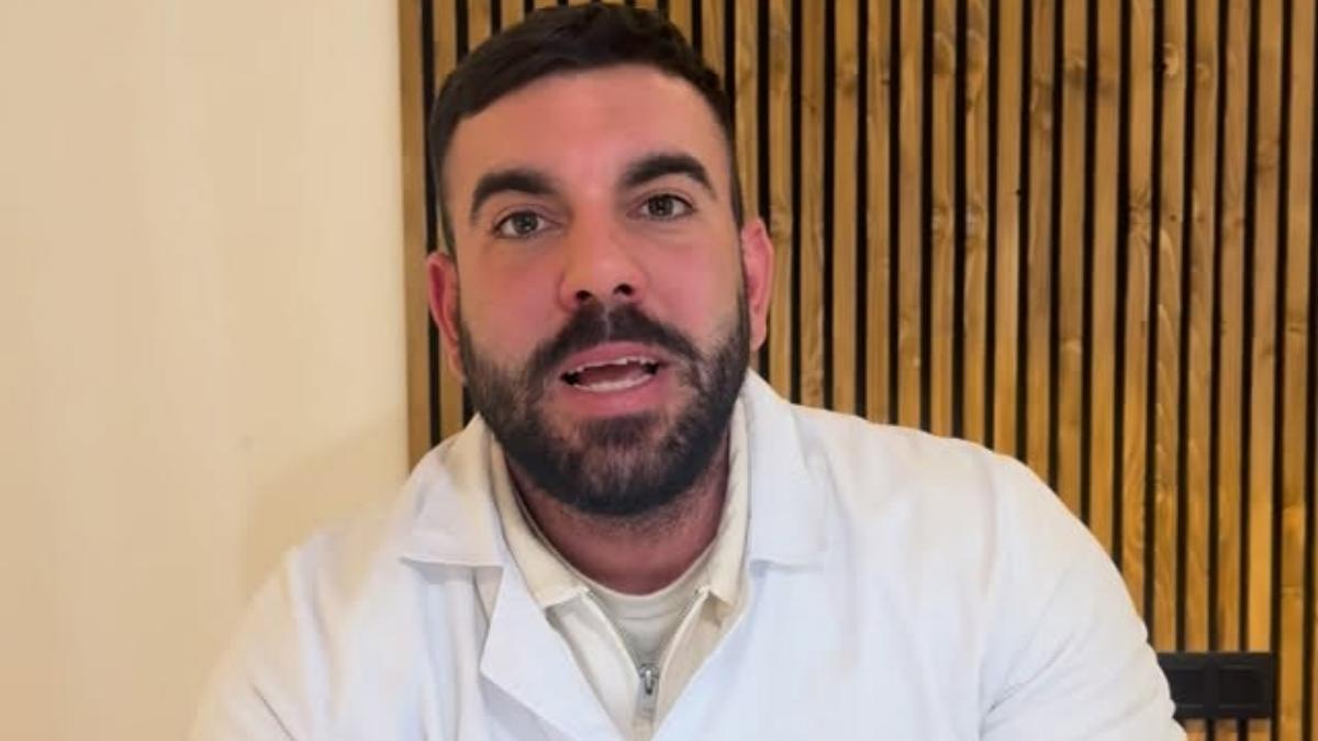 El Dr. Andreu Martínez, en una imagen de su cuenta de Instagram