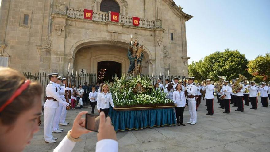 Los devotos rinden culto a la Virgen de la Renda y tendrán romería mañana