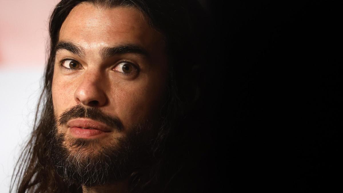 Oliver Laxe, en el pasado Festival de Cannes con "Sirat".