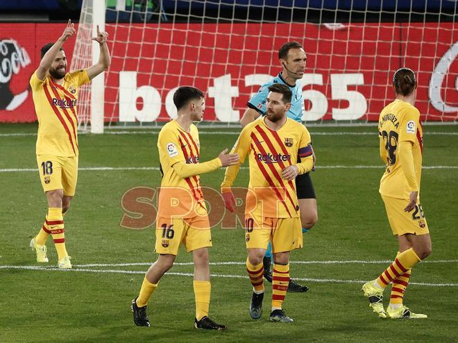 C.A. Osasuna, 0 - F.C.  Barcelona, 2 - LaLiga J26