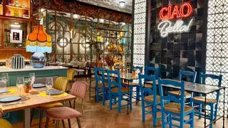 La Mafia se sienta a la mesa se consolida en Zaragoza con un nuevo restaurante en Puerto Venecia