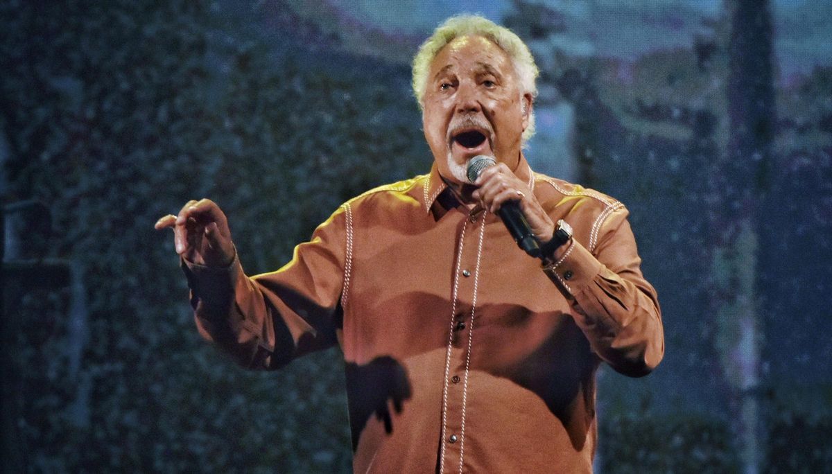 Archivo. Concierto de Tom Jones en el Festival Terramar de Sitges, en 2023