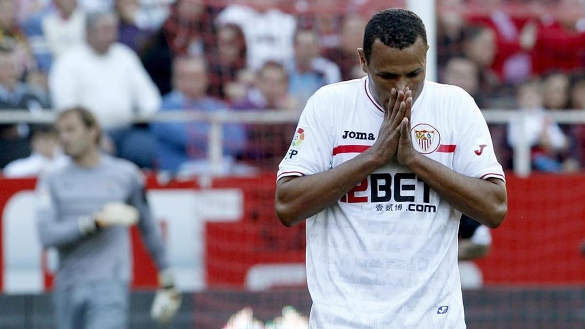 Luis Fabiano durante su etapa en el Sevilla (2011)