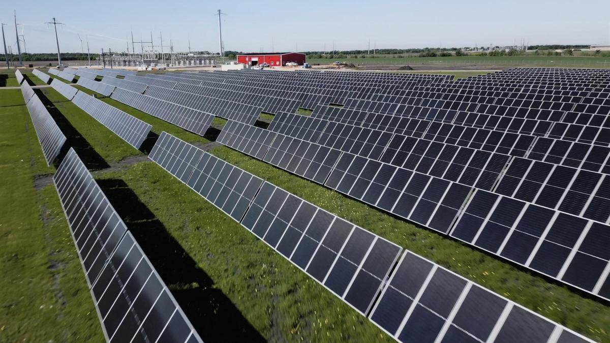 Archivo - Proyecto solar de Acciona