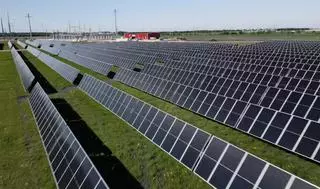 Acciona Energía financia 263 millones de euros con Cesce para construir una planta solar en Australia