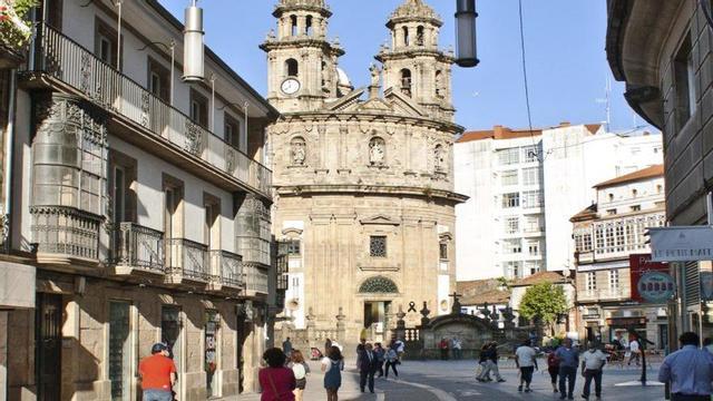Rúa Michelena e Praza da Peregrina (Pontevedra).