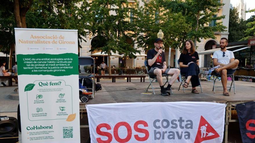 Ecologistes gironins fan una crida a la movilització en contra l'ampliació de l'aeroport del Prat