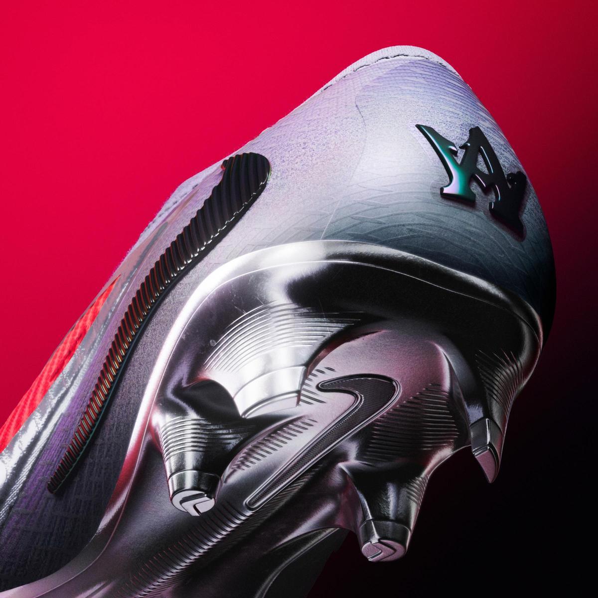 Detalles de las nuevas botas de Alexia Putellas