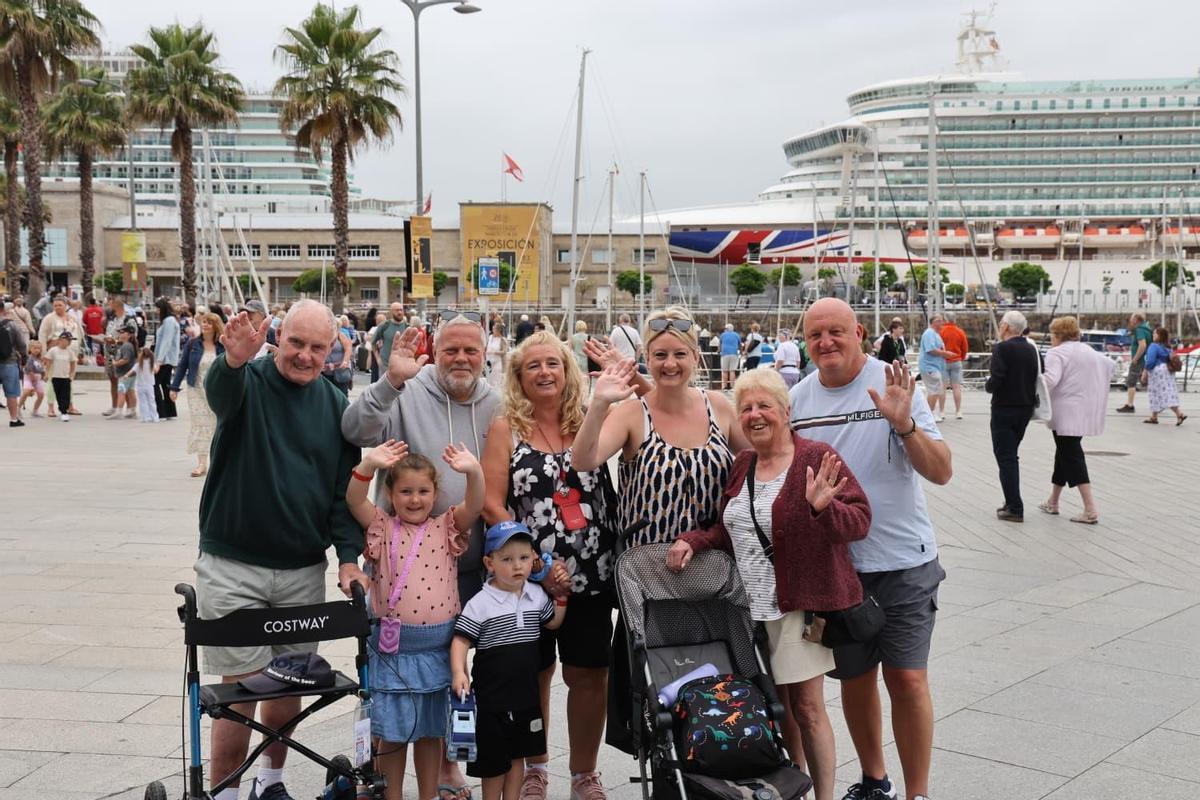 Vigo recibe a más de 9.000 pasajeros británicos en la doble escala de los cruceros Iona y Ventura