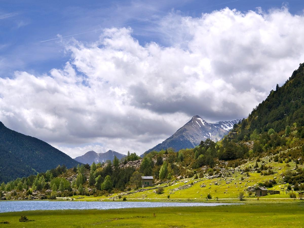 Lago Llebreta, en Lleida