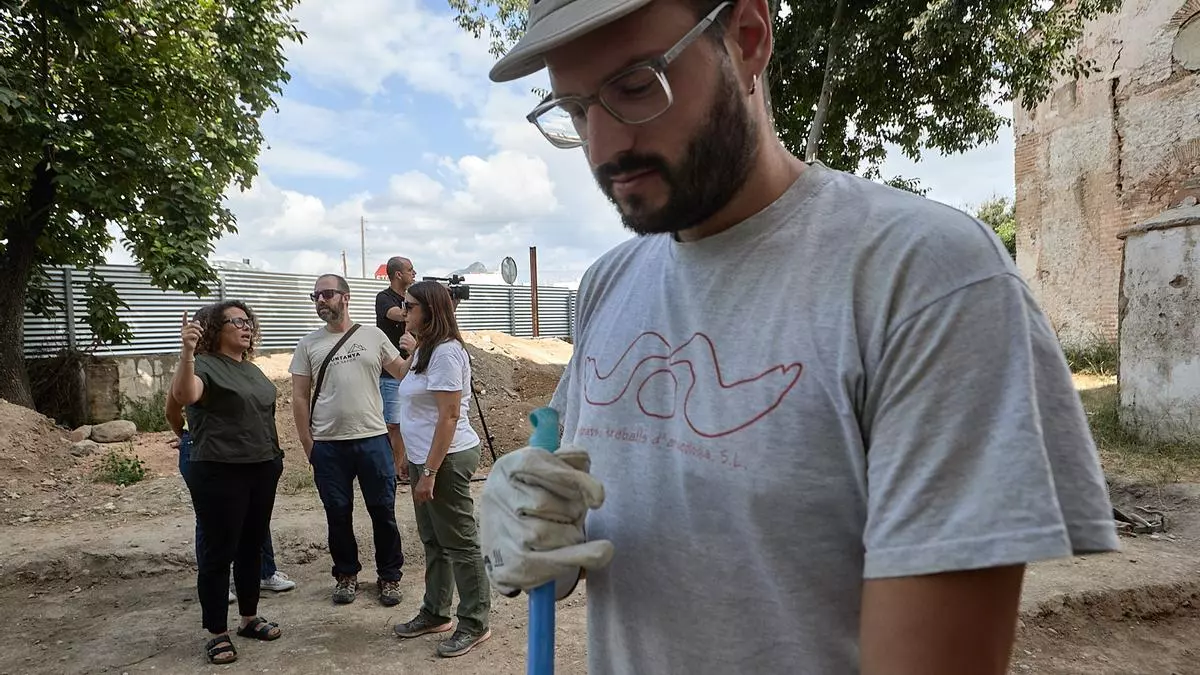 La ermita más antigua y maltratada de Gandia resurge de sus cenizas