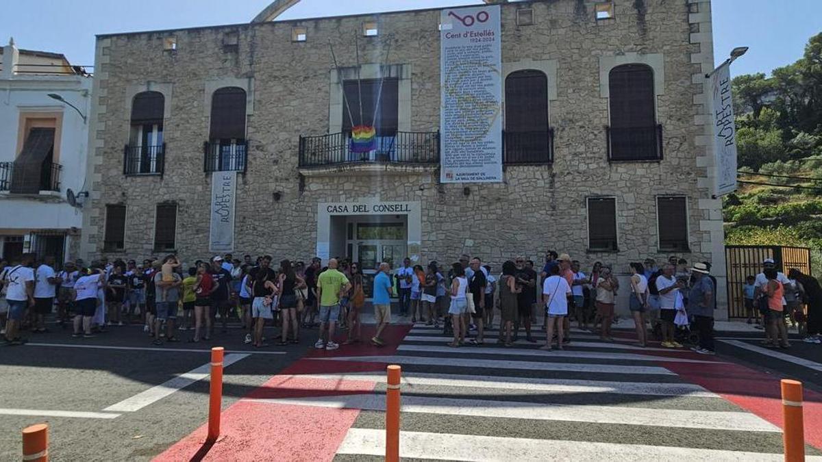 Brutal agresión homófoba a un grupo de niñas de 14 años en Benialí (Alicante) al grito de «Viva Franco»