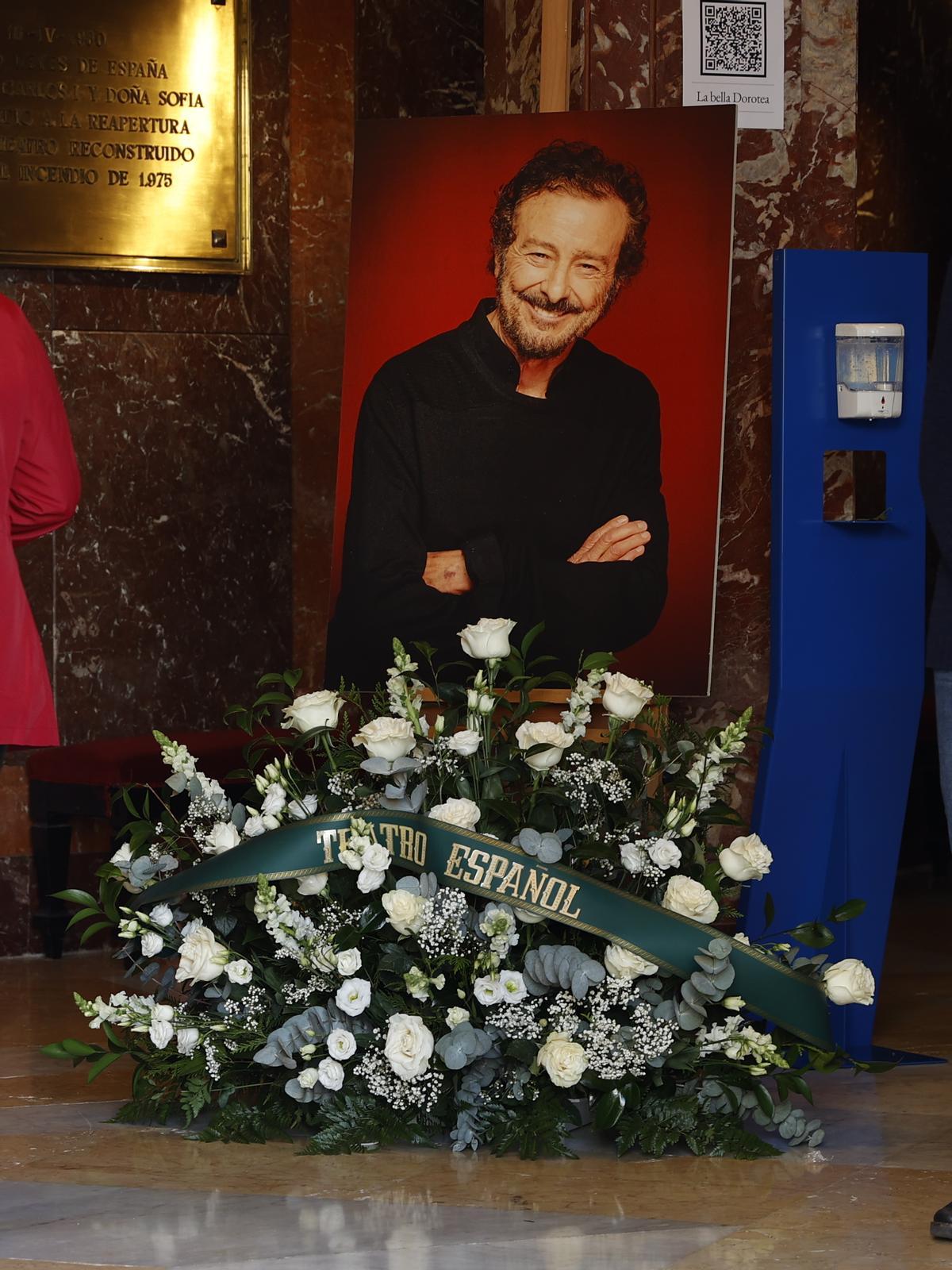 El mundo de la cultura despide a Juan Diego.