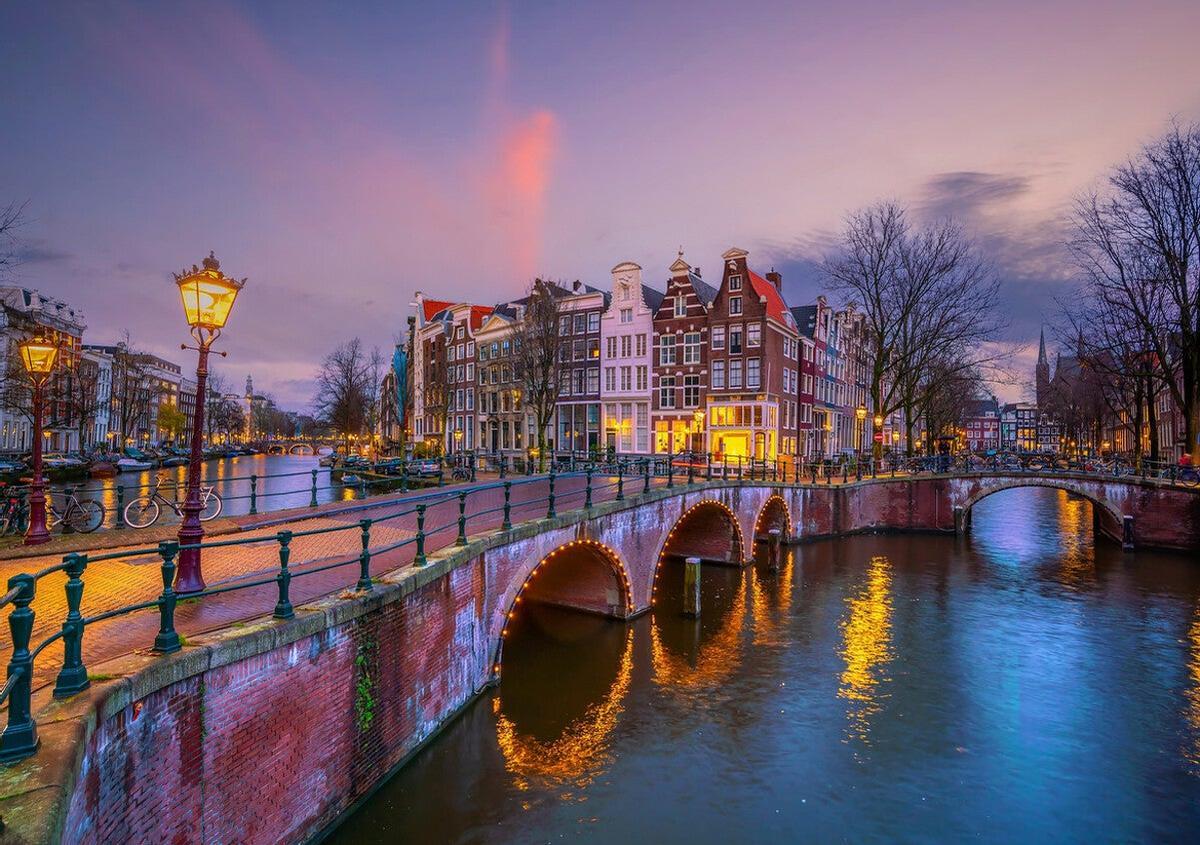 ¿Por qué a Ámsterdam se la conoce como la Venecia del Norte?