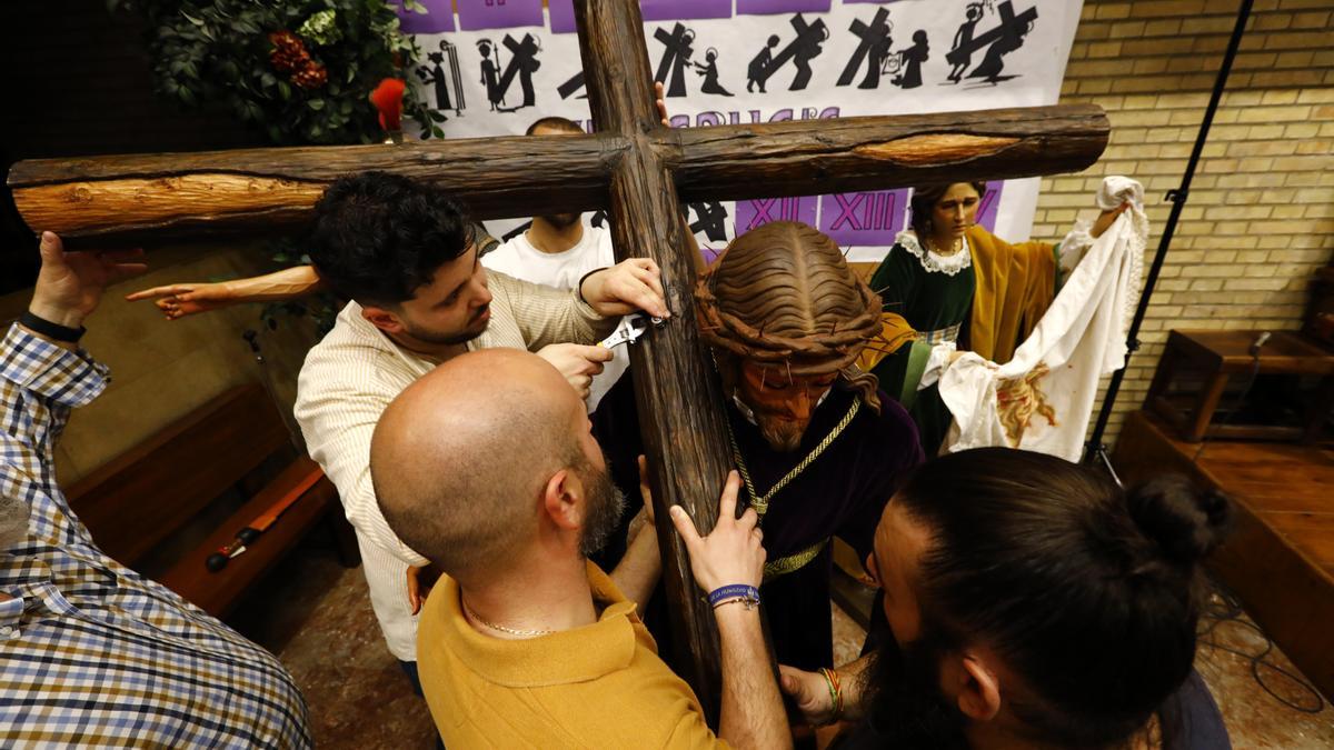 La Cofradía de Cristo Abrazado a la Cruz y de la Verónica presenta sus nuevas imágenes al público