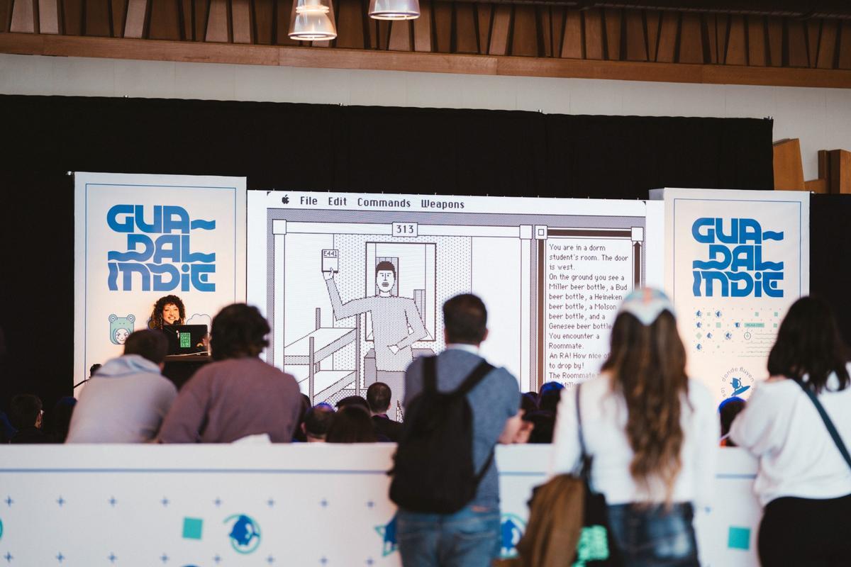 Una de las conferencias del pasado año en Guadalindie