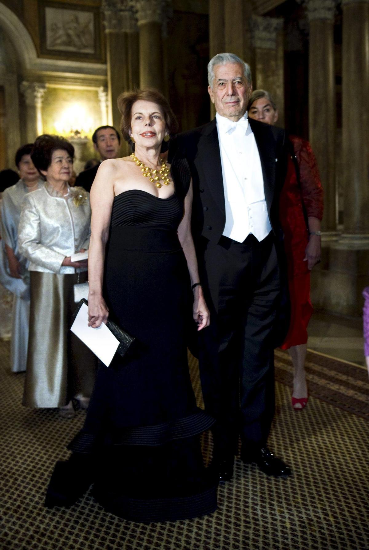 Mario Vargas Llosa y su segunda mujer, Patricia Llosa, en la cena de gala del Nobel que recibió en 2010.