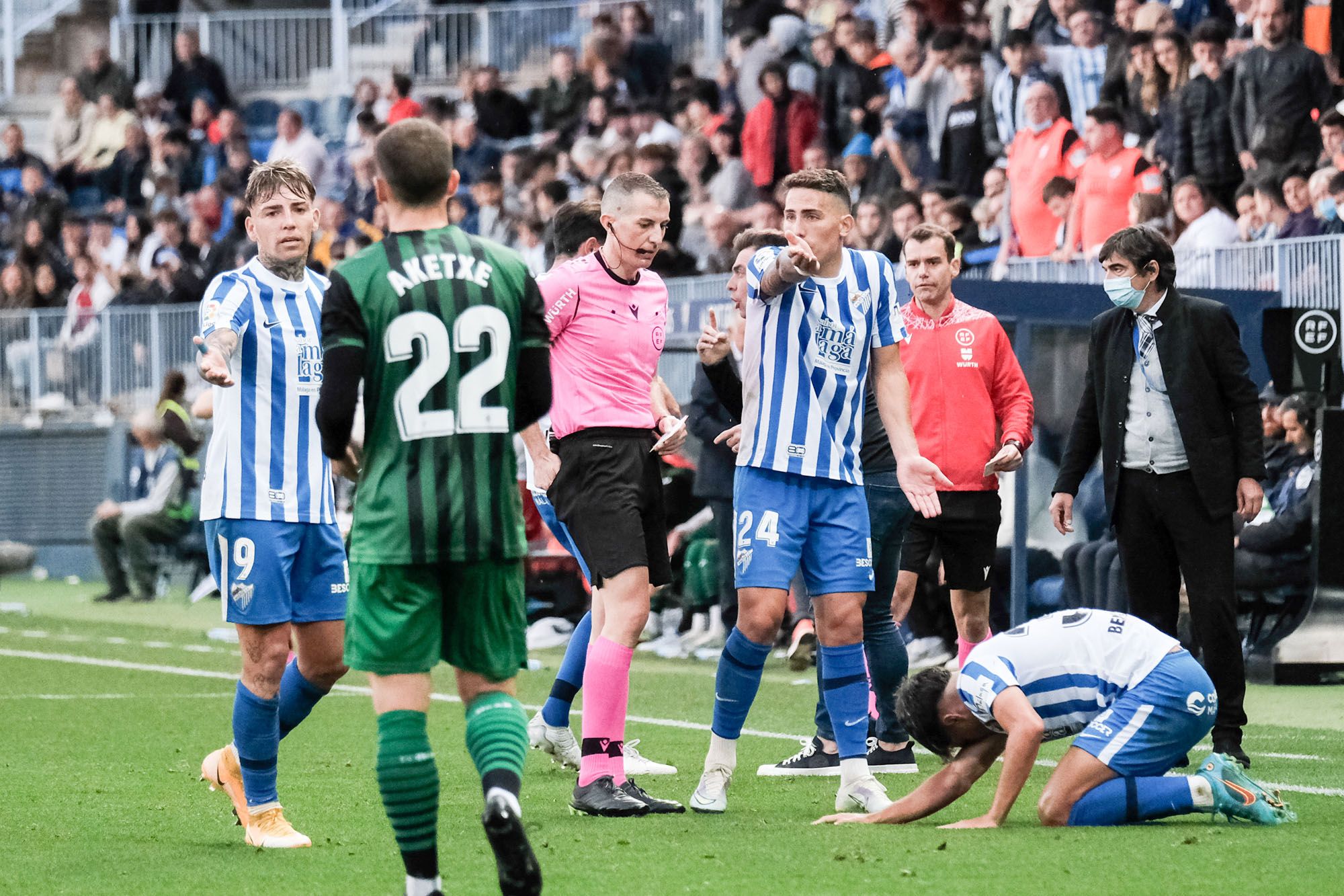 Las imágenes del Málaga CF - SD Éibar en La Rosaleda