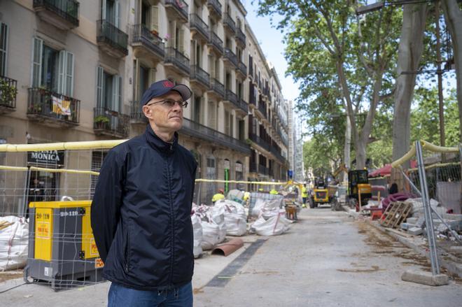 Àlex Balletbó, presidente de Amics de la Rambla: "Las obras han reducido un 20% la afluencia, pero concentrando la gente en menos espacio"