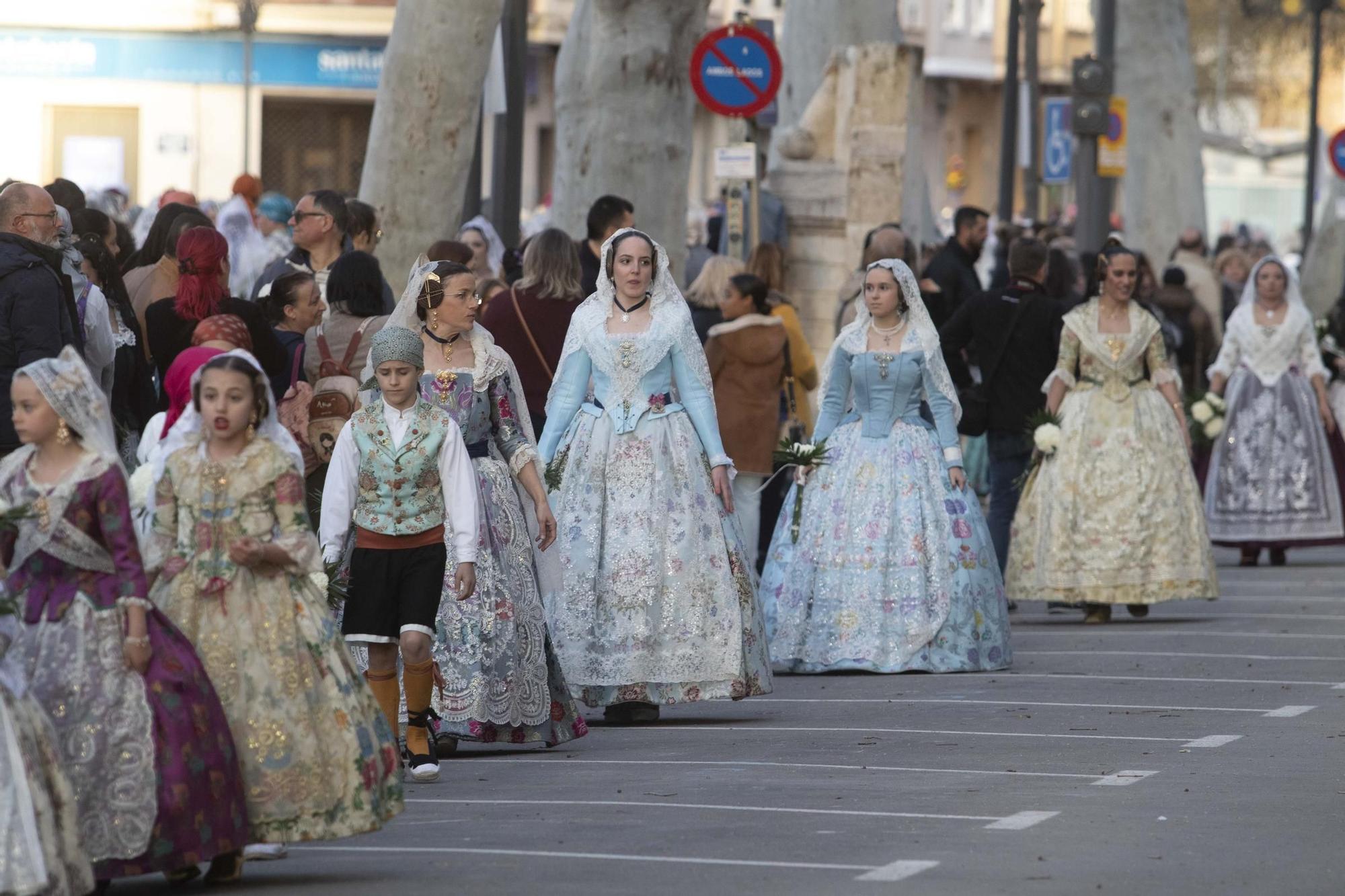 Búscate en la multitudinaria Ofrenda del sábado 22 de marzo en Xàtiva