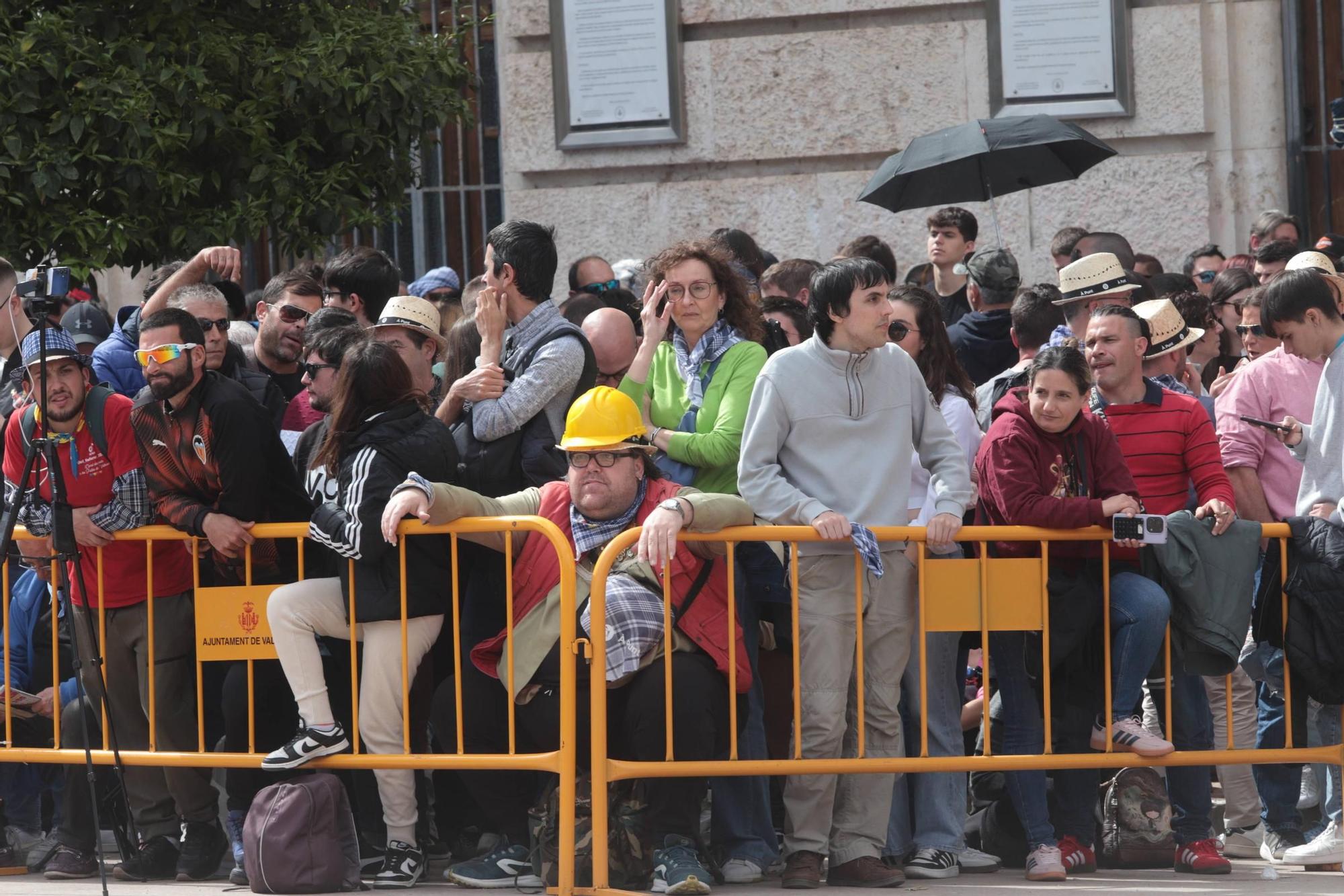 Búscate en la mascletà del 9 de marzo