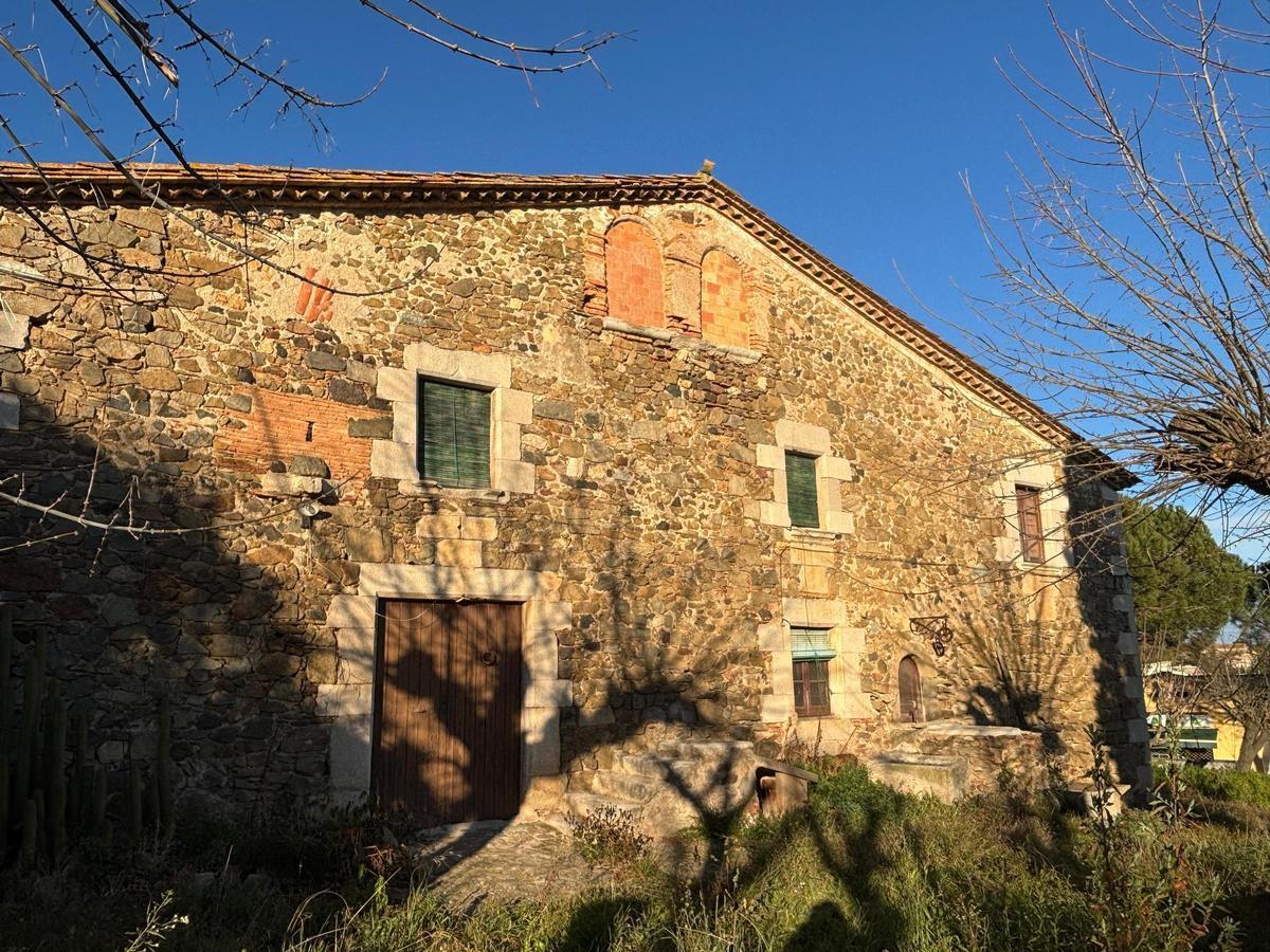 Imatge 3 · Façana de Can Talaia de Baix.