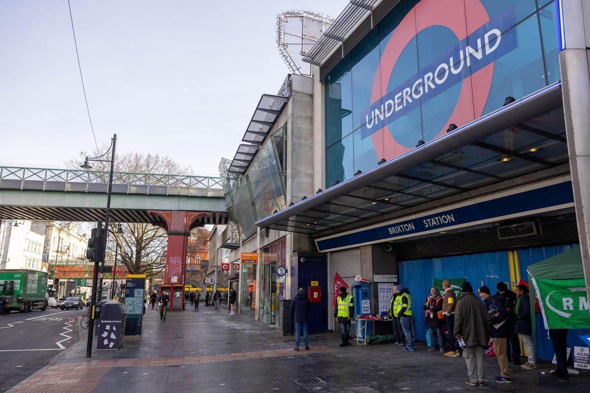 La huelga en el metro de Londres paraliza todas las líneas