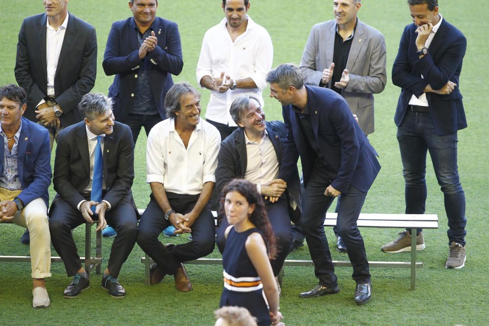 El Valencia rinde homenaje a sus socios más fieles