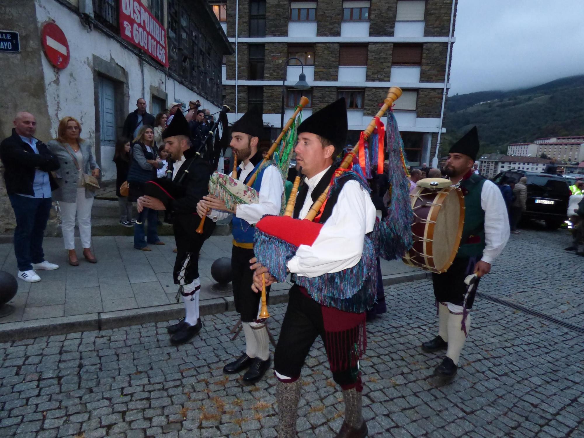 Así disfrutó Cangas del Narcea del día grande de la Fiesta de la Vendimia