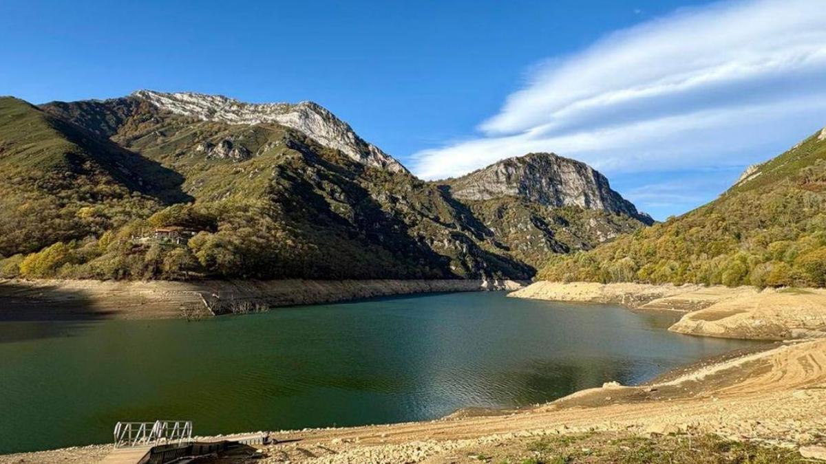 El embalse de Tanes, en una imagen de la pasada semana.