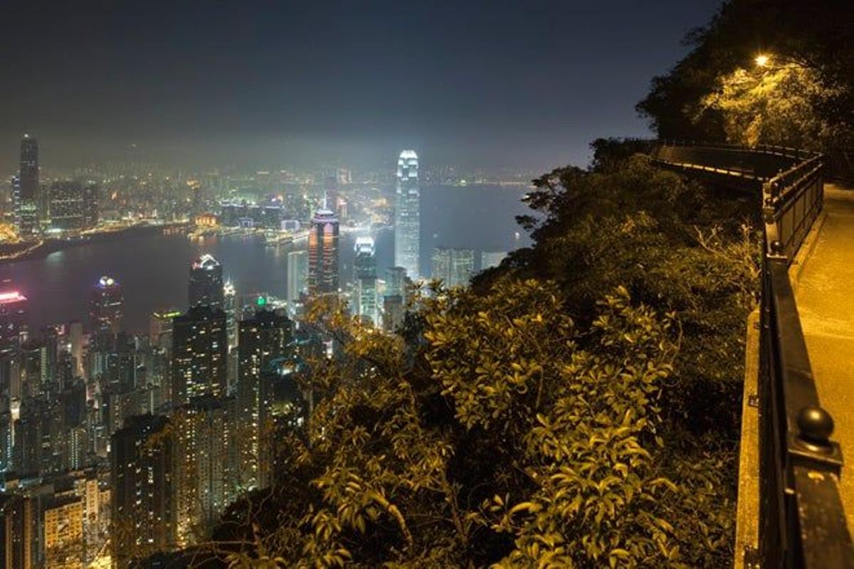 Hong Kong de noche visto desde Victoria Peak.