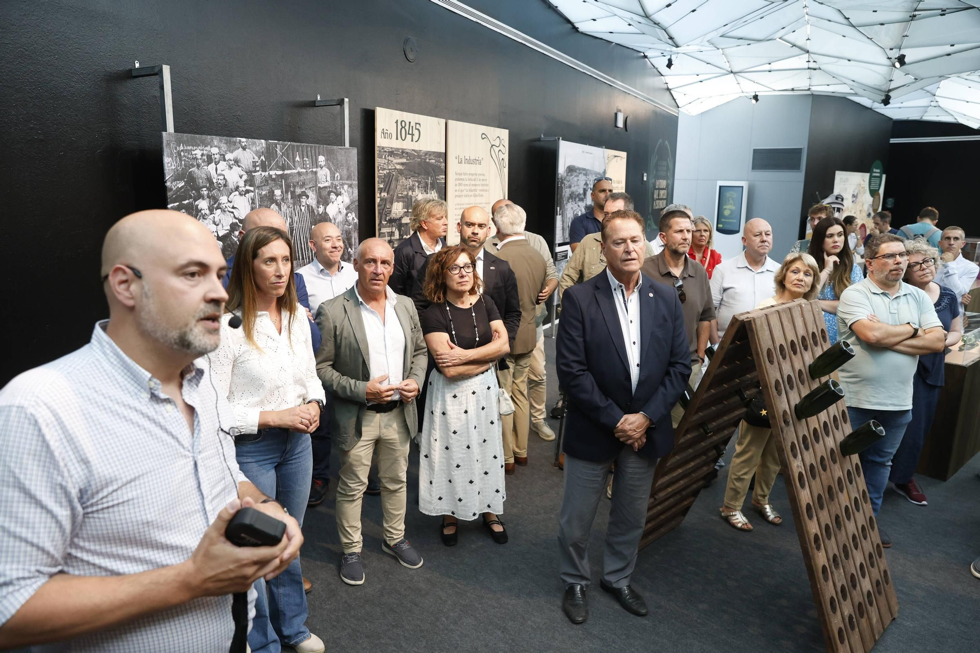 Gijón escancia su historia sidrera en la Feria de Muestras: así es el stand del Ayuntamiento (en imágenes)