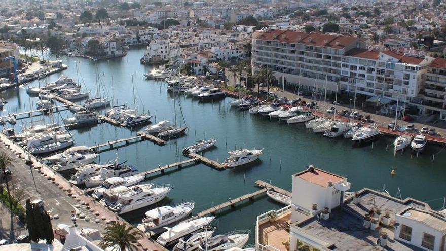 Castelló elevarà un segon pont per permetre el pas dels grans iots pels canals