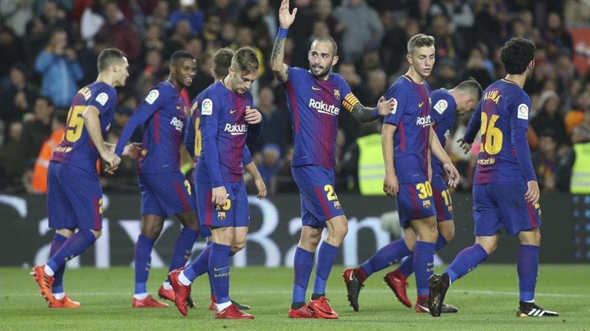 Oriol Busquets celebra el gol de Aleix Vidal