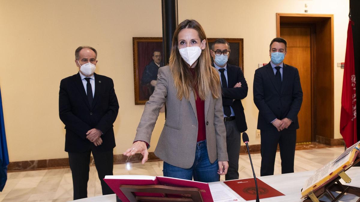 Esther Nevado Doblas toma posesión como vocal del Consejo Social de la Universidad de Murcia