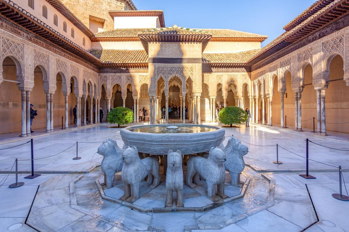 La fuente de los Leones en la Alhambra de Granada