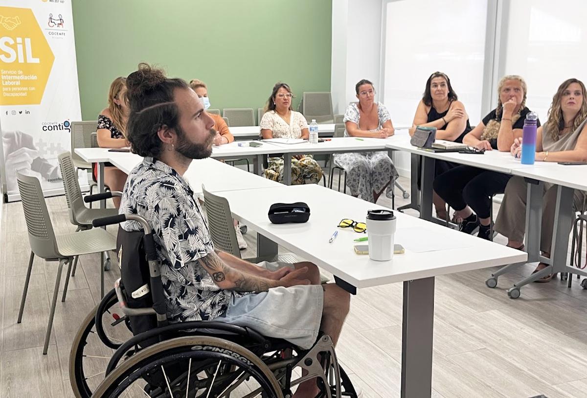 Cocemfe ayuda a conseguir empleo a personas con discapacidad