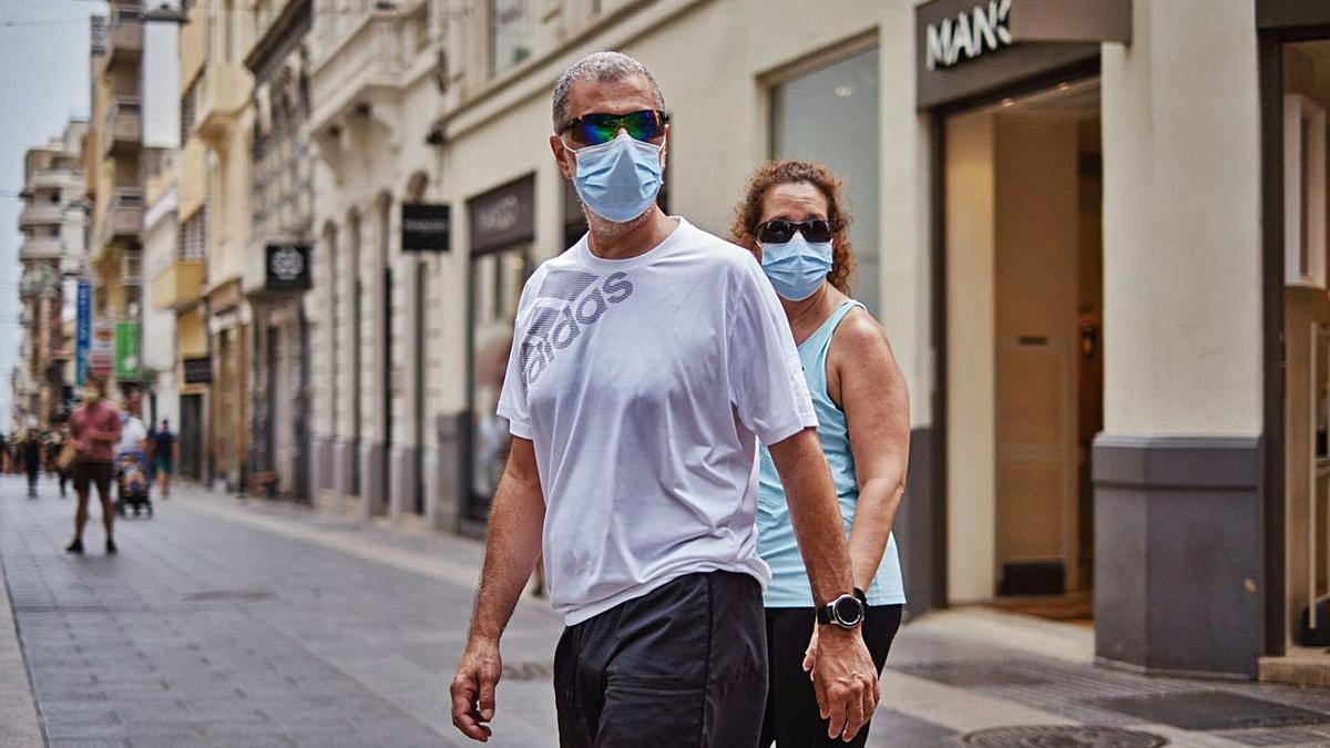 Comercios en el centro de Santa Cruz de Tenerife.