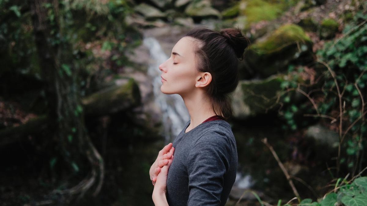 El agua de musgo, la nueva tendencia de belleza para cuidar las pieles alteradas o sensibles