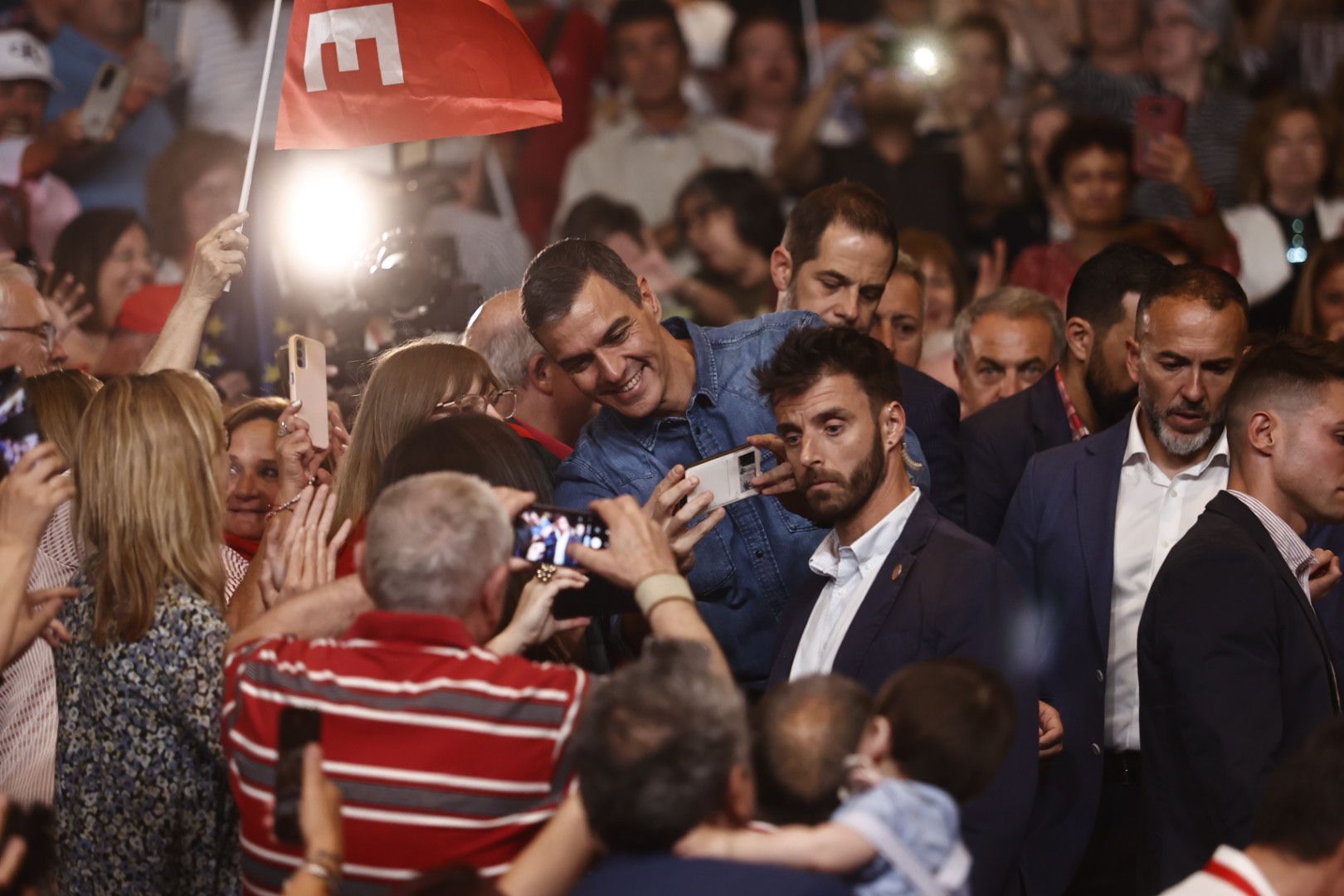 Sánchez abre la campaña de las elecciones europeas en València