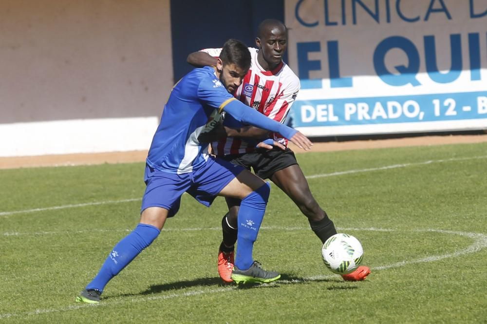 El partido entre el Real Avilés y el Siero, en imágenes