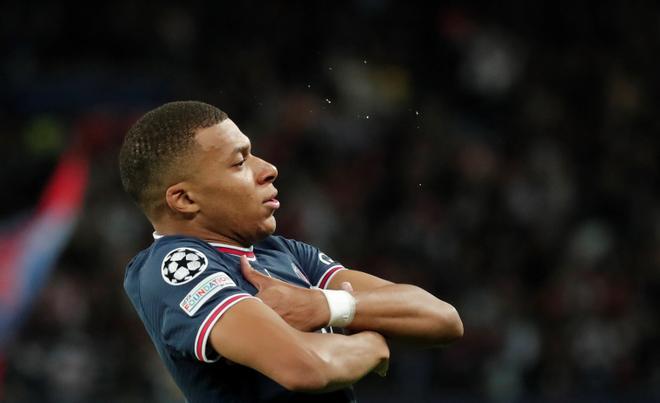 Kylian Mbappé: 180M€ (1 traspaso)